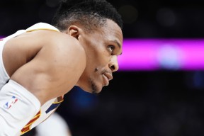 包含那不勒斯发布备战花絮，今晚篮板制胜，NBA季后赛任务艰巨，资深球员宣示担当的词条-爱游戏官方入口