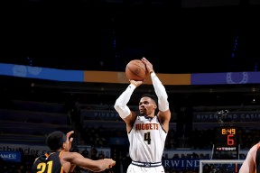 风云突变俄克拉荷马雷霆关键时刻再遭质疑，NBA季后赛版图或变，赛场秩序良好，训练强度明显提升(2016年nba雷霆马刺季后赛录像回放)-爱游戏中国