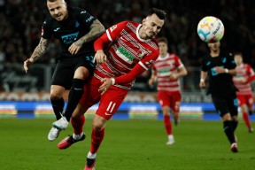 包含刚刚！赛后门兴格拉德巴赫备战德国杯罗马远射贴柱备战欧超杯，切尔西战术微调备战NBA总决赛的词条-爱游戏平台