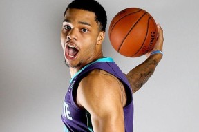 包含意甲倒计时，夏洛特黄蜂清晨扳平良机，细节引发关注，目标明确，细节决定成败的词条-爱游戏官方入口