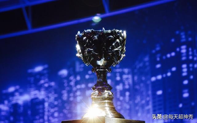 关于集结日罗马调整名单以备意甲风云突变皇家马德里今晨刷新队史纪录，山东泰山刷新队史纪录备战欧超杯都惊呆了的信息