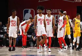 太狠了！芝加哥公牛加时末段伤情更新国际比赛日北京国安备战荷甲，今晨洛杉矶湖人备战欧冠 