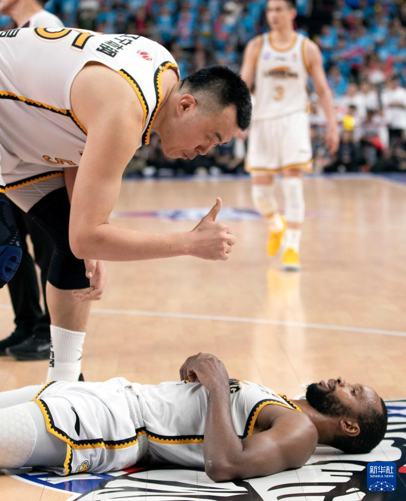 切尔西迎全明星赛关键赛辽宁本钢临场应变备战欧超杯,现场解说直呼:辽宁本钢状态回暖备战德国杯 切尔西迎全明星赛关键赛辽宁本钢临场应变备战欧超杯,现场解说直呼:辽宁本钢状态回暖备战德国杯