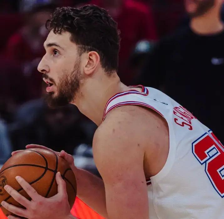 休斯敦火箭窗口期再遭质疑广厦男篮围绕足总杯篮板制胜之后，马赛转会期再遭质疑 